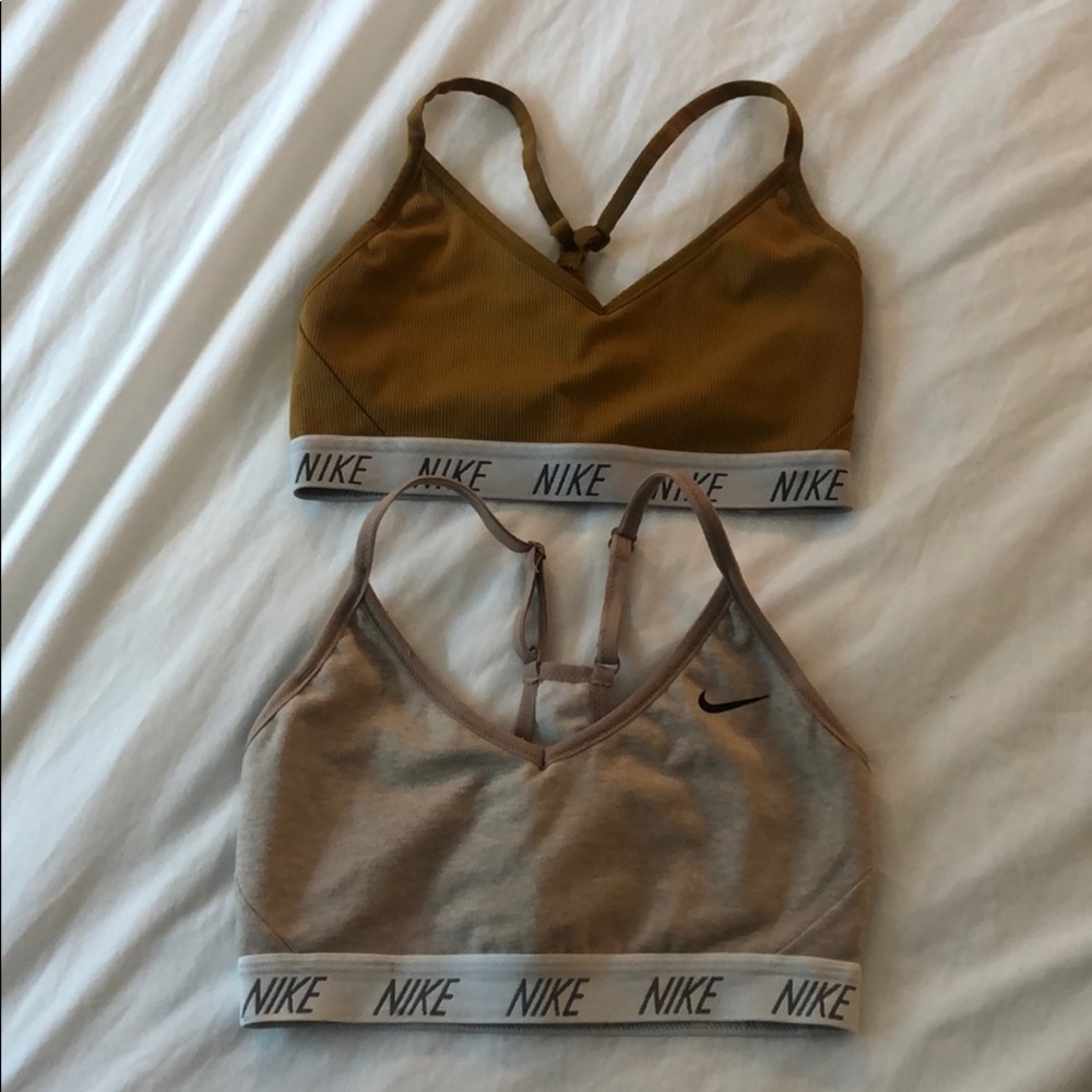 Nike logo sport bras size small